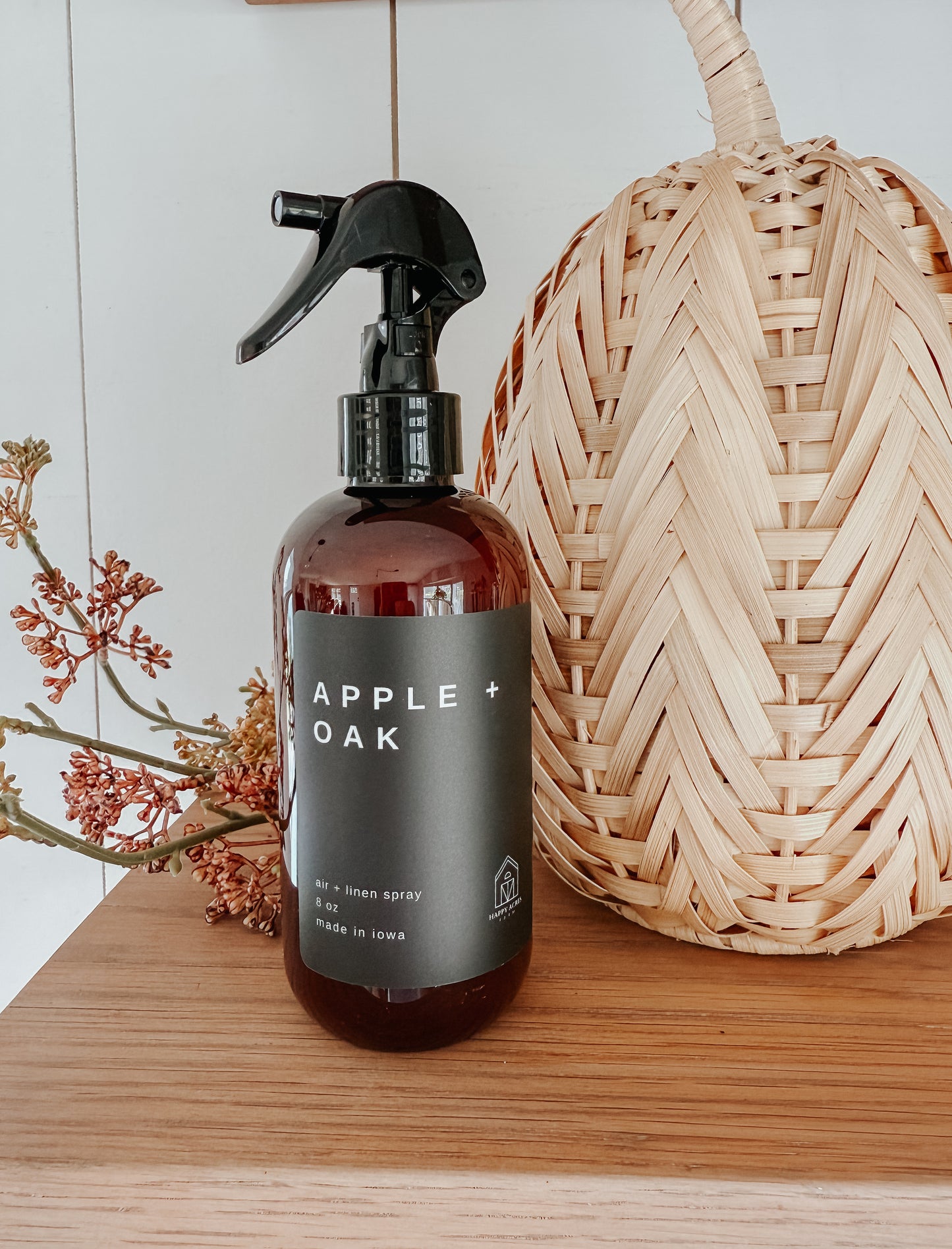 APPLE + OAK