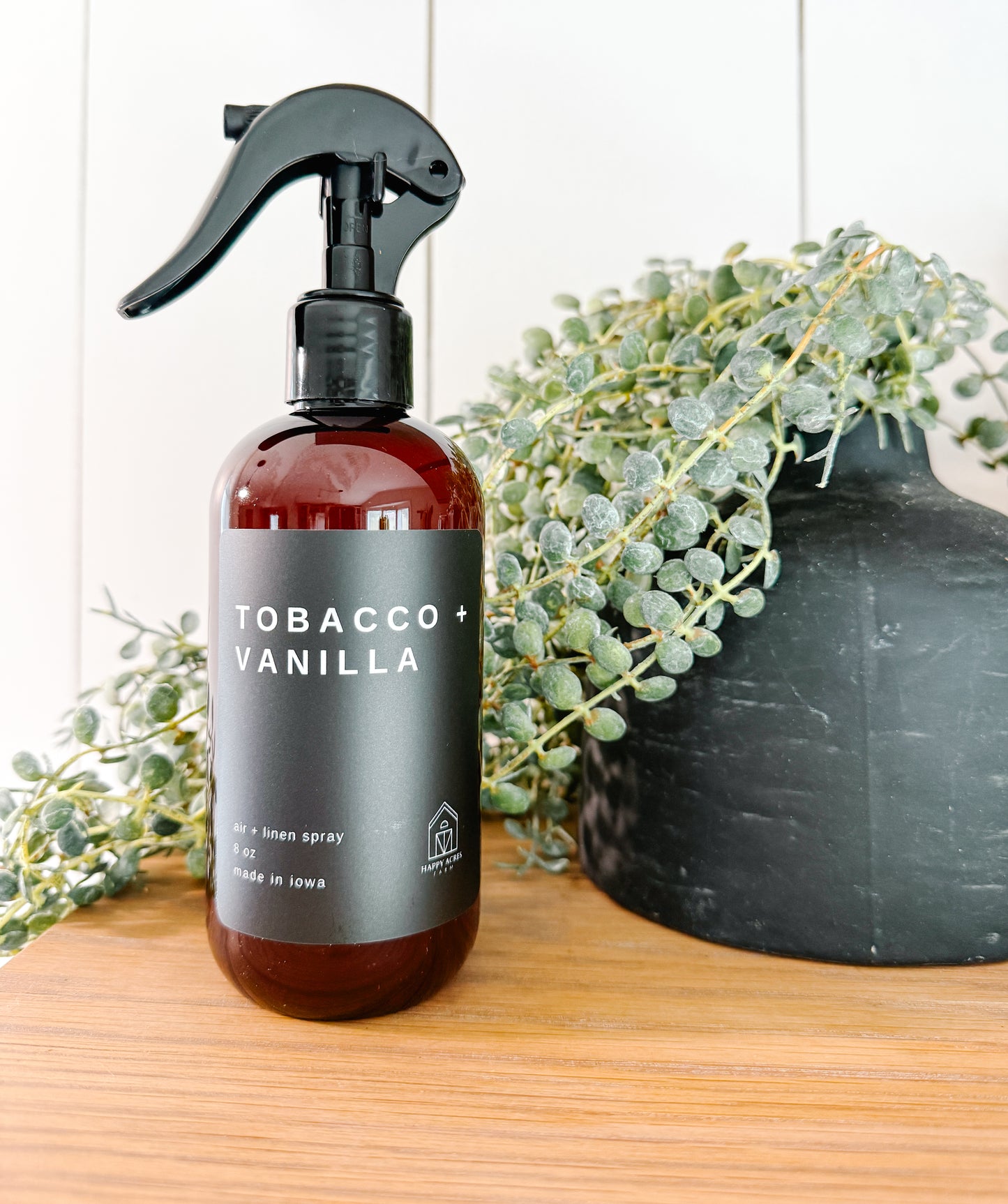 TOBACCO + VANILLA